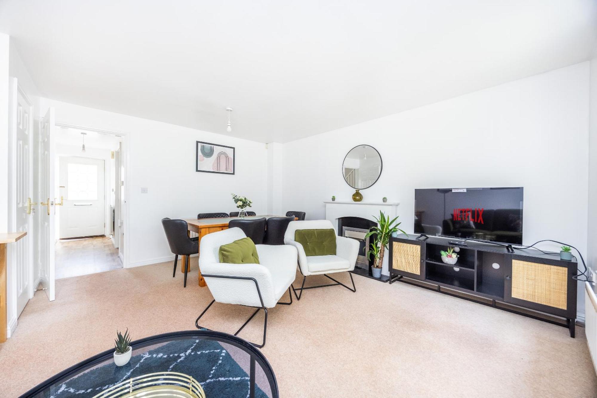 Villa 2 Tracy Avenue Slough Esterno foto
